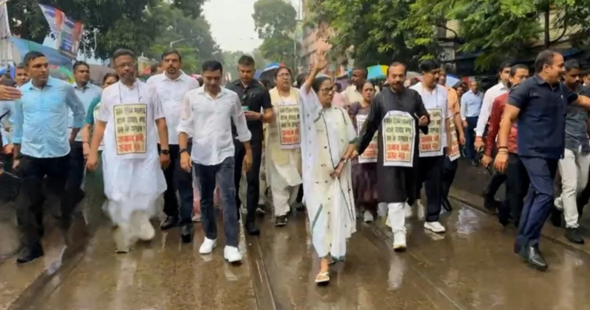 মমতা ব্যানার্জি, অভিষেক বন্দ্যোপাধ্যায়, TMC, তৃণমূল, mamata banerjee,Abhishek Banerjee
