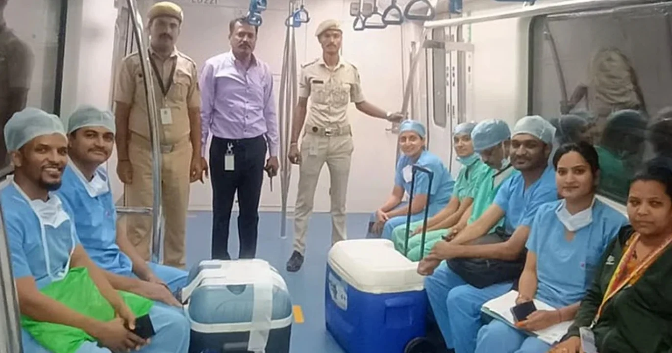 লিভার প্রতিস্থাপন, Liver transplant, মেট্রো রেকর্ড, Metro record, গ্রিন করিডর, Green corridor, বেঙ্গালুরু মেট্রো, Bengaluru Metro, Organ transplant