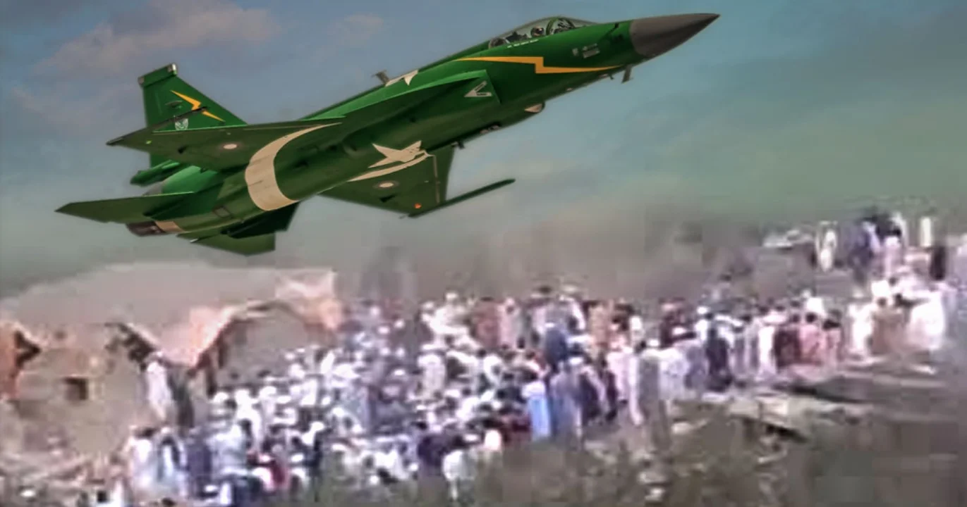 pakistan air strike kills 30 civilians