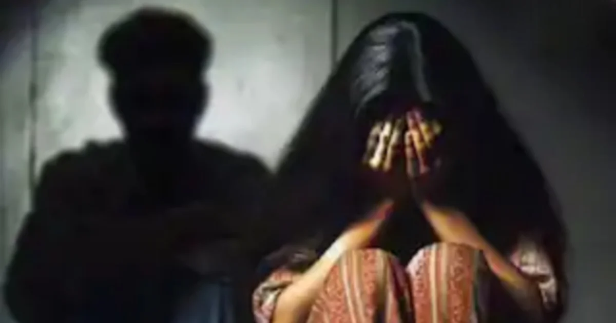 rajarhat school headmistress assaulted