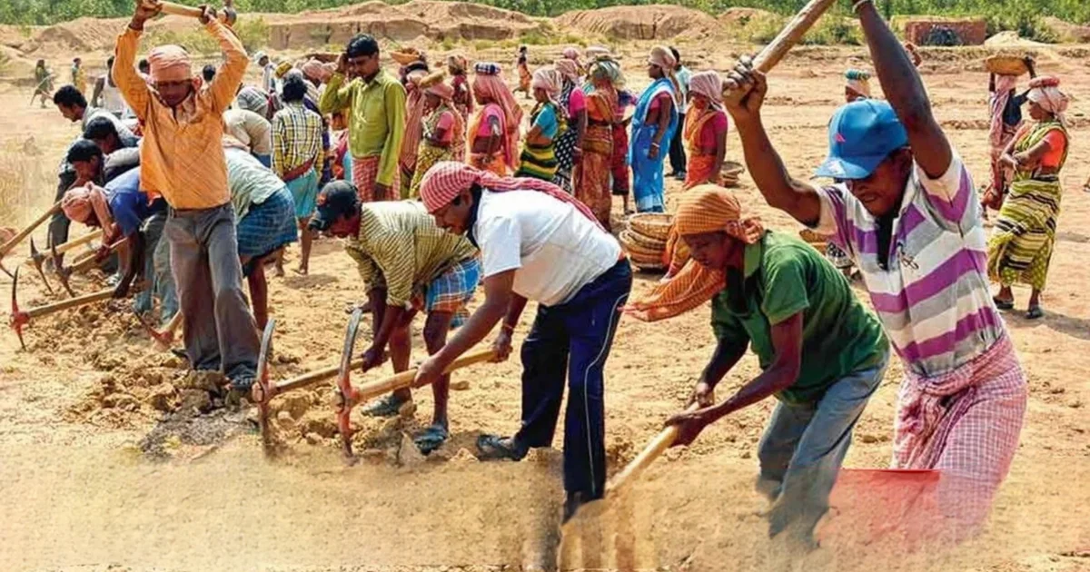 ১০০ দিনের কাজ, 100 Days Work, west bengal government, পশ্চিমবঙ্গ রাজনীতি, পশ্চিমবঙ্গ সরকার, west bengal