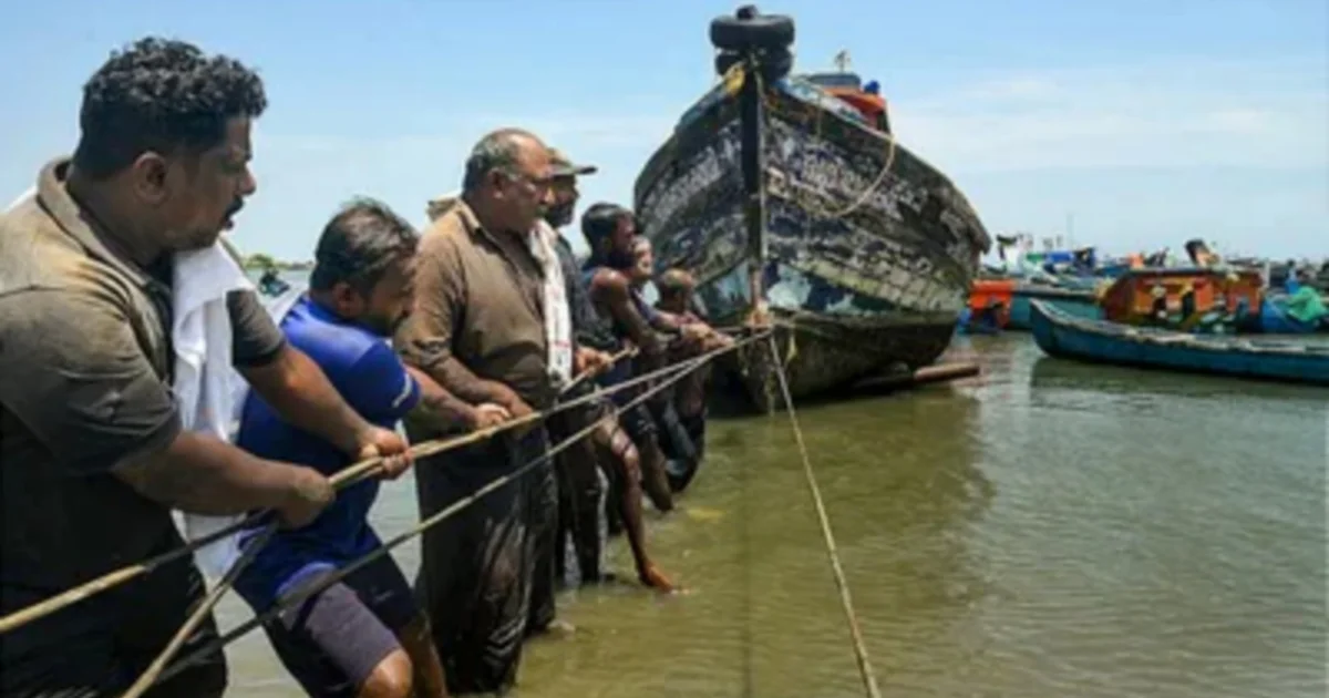 Indian Fishermen returns from Bangladesh, Indian Fishermen, ভারতীয় মৎস্যজীবী, Bangladesh, বাংলাদেশ