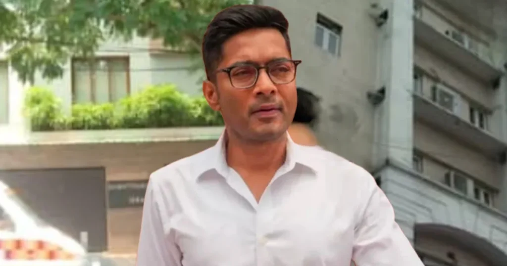শান্তিনিকেতনের বাড়ি থেকে একাধিক ফ্ল্যাটের অভিযোগ! অভিষেককে ঘিরে সম্পত্তি বিত’র্কে চাপে তৃণমূল, সায়নী ঘোষের নাম জড়াতেই কি বাড়ল অস্ব’স্তি? TMC, তৃণমূল কংগ্রেস, অভিষেক বন্দ্যোপাধ্যায়, Abhishek Banerjee property controversy