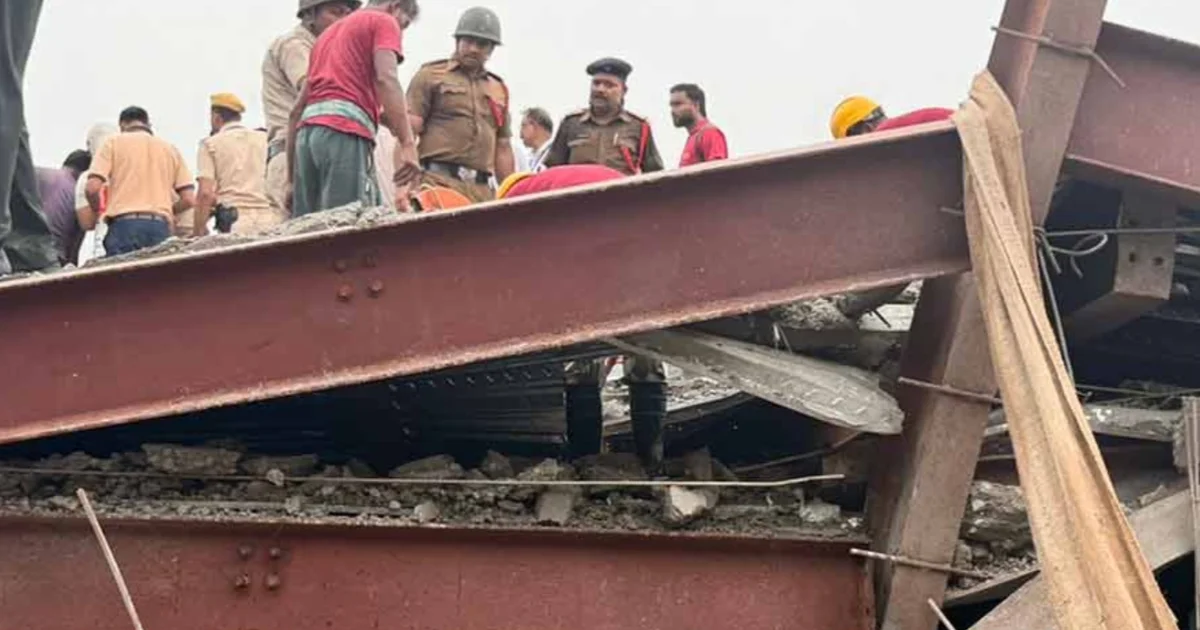 Taratala warehouse collapse, Kolkata accident, rescue operation, Taratala news, NDRF rescue, Kolkata warehouse collapse, তারাতলা দুর্ঘটনা