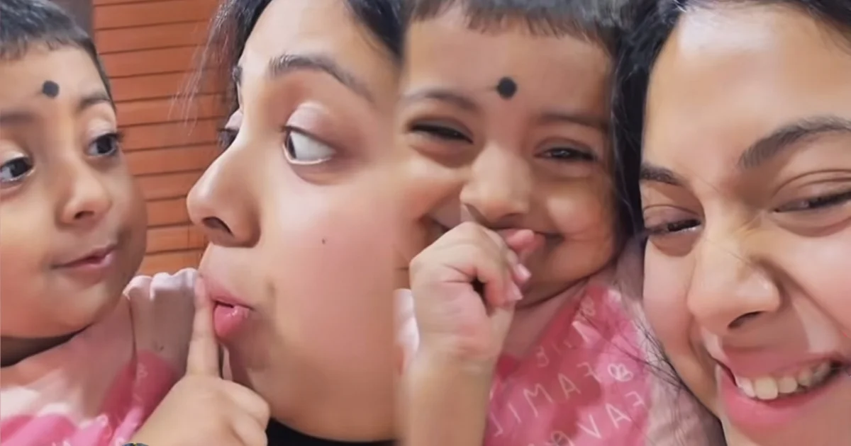 Sreemoyee Chattoraj, Kanchan Mallick, Krishvi, Baby Boy, Family Video, Viral Video, Bengali Actress, Celebrity Family, Social Media, Entertainment, শ্রীময়ী চট্টোরাজ, কাঞ্চন মল্লিক, কৃষভি, গদাই, সেলেব পরিবার, ভাই বোন, ভাইরাল ভিডিও, টলিউড, বাংলা বিনোদন, সোশ্যাল মিডিয়া